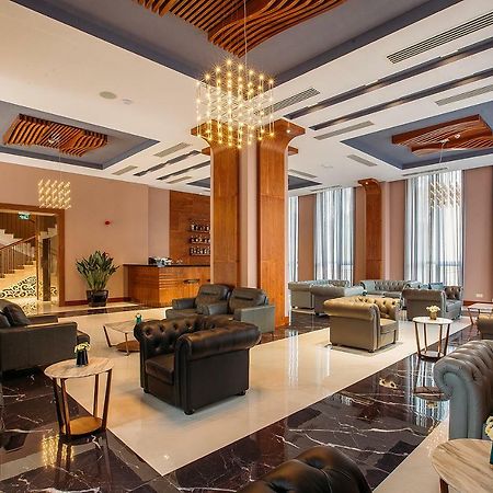 Horizont Hotel Tbilisi Esterno foto